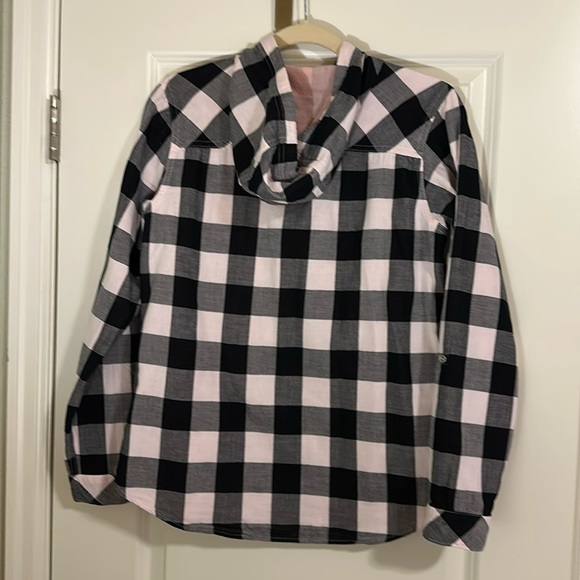 Columbia Women’s Oregon State Hooded Plaid Shirt Size Medium - Picture 4 of 16